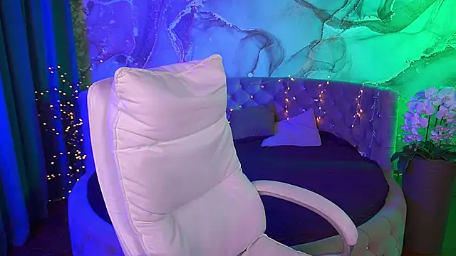 CoolTatis online show from September 2025 06:51:02 AM