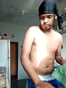 Snapshot of boylittle19cm chatting on January 2026 09:02:02 PM boylittle19cm online show from January 2026 09:02:02 PM