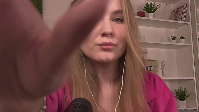 ValerieViolette online show from February 2025 12:57:02 PM