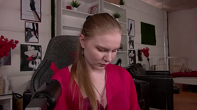 ValerieViolette online show from February 2025 12:34:01 PM