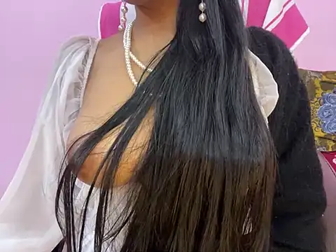 Snapshot of roshni-5 chatting on January 2025 06:49:01 PM roshni-5 online show from January 2025 06:49:01 PM