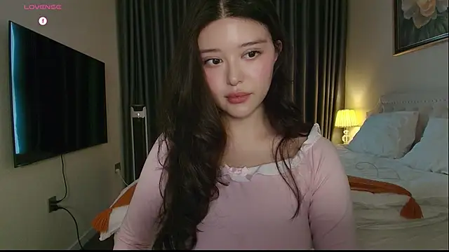 tenderlybaee online show from February 2026 04:32:01 AM