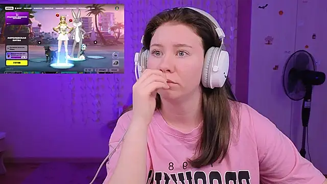 D0nna  online show from June 2026 05:47:01 PM