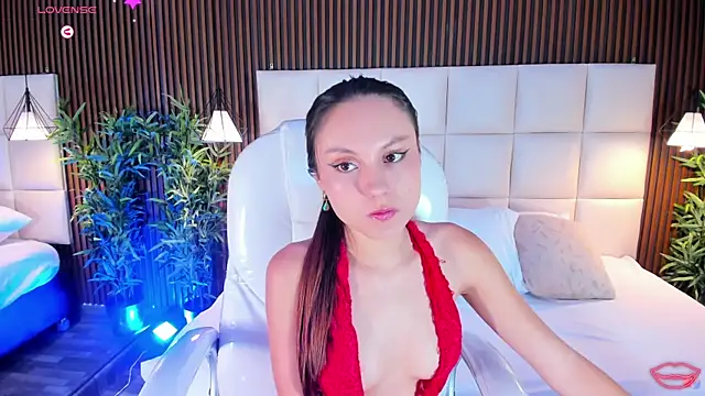 LindsyCater online show from November 2025 12:26:01 PM