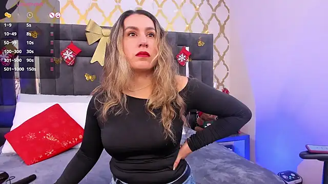 RubbyTaylor online show from December 2025 07:22:01 PM