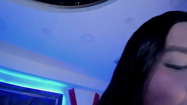 Elsalombardi  online show from November 2025 12:16:01 PM