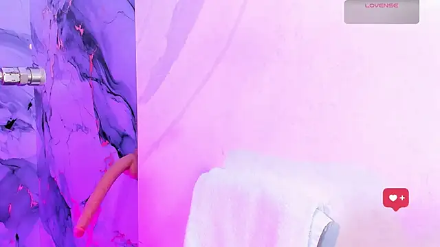 Snapshot of kristal_blond chatting on March 2026 03:52:02 AM kristal blond online show from March 2026 03:52:02 AM