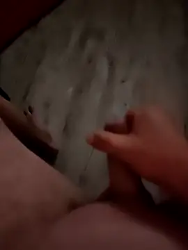 Snapshot of Szeltolo001 chatting on October 2025 11:09:01 PM Szeltolo001 online show from October 2025 11:09:01 PM