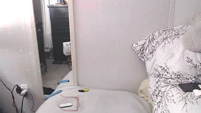 Erotic nayma online show from January 2026 07:43:02 AM