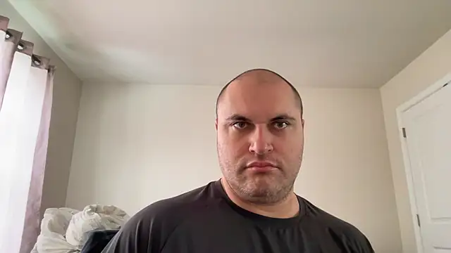 SluggishChase99 online show from February 2026 05:31:01 PM