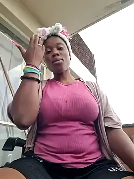 Snapshot of PerfectionBerrie chatting on January 2025 11:26:02 AM PerfectionBerrie online show from January 2025 11:26:02 AM