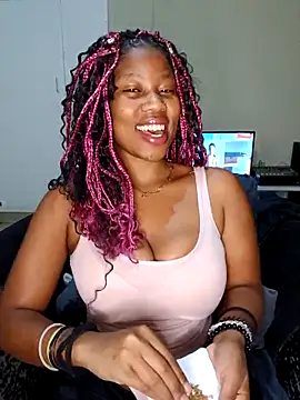 Snapshot of PerfectionBerrie chatting on November 2025 03:52:02 PM PerfectionBerrie online show from November 2025 03:52:02 PM