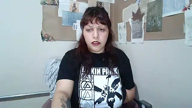 bbyedarling online show from November 2025 09:32:01 PM