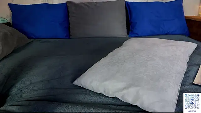 izi-fox online show from March 2026 04:10:02 PM