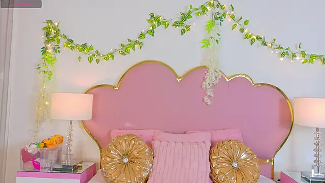 EmmaCrush online show from October 2025 09:16:01 PM