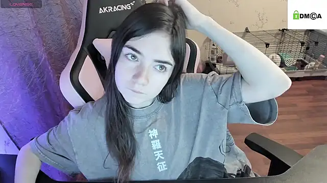 Crazy forest fairy online show from December 2024 01:23:01 AM