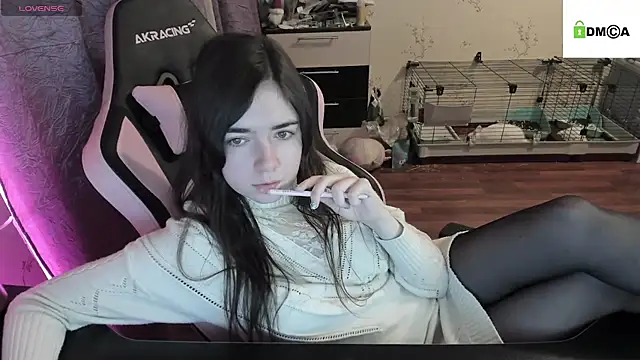 Crazy forest fairy online show from January 2025 03:34:02 AM