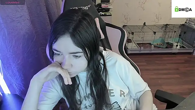 Crazy forest fairy online show from February 2025 01:14:01 AM