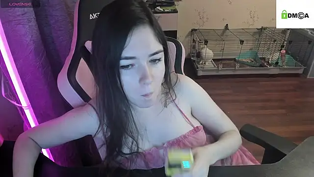 Crazy forest fairy online show from March 2025 02:25:01 AM