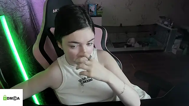 Crazy forest fairy online show from April 2026 04:46:01 AM