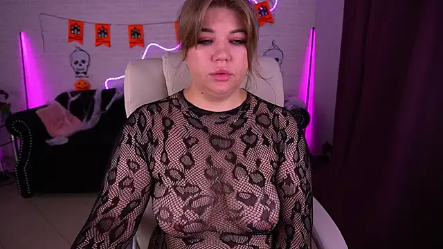 GabbieJay online show from October 2025 02:07:02 PM