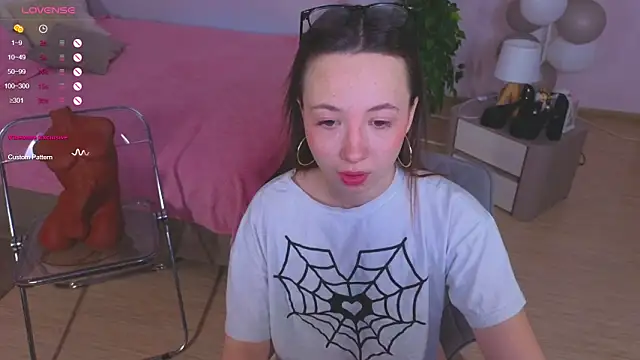 Hayle Hill online show from January 2025 05:26:02 AM