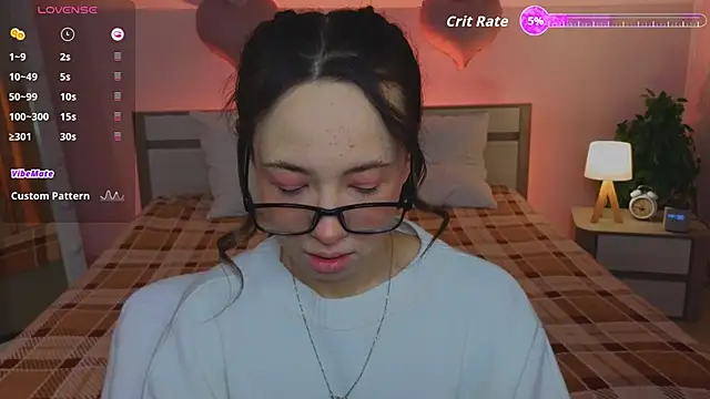 Snapshot of Hayle_Hill chatting on February 2026 01:44:02 AM Hayle Hill online show from February 2026 01:44:02 AM