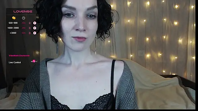 TinaWince online show from December 2024 08:00:01 AM