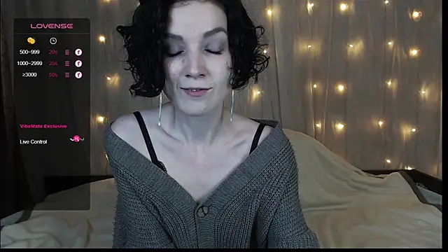 TinaWince online show from December 2024 08:09:01 AM