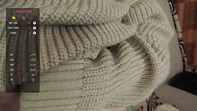 TinaWince online show from November 2025 04:47:02 AM