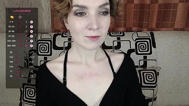 TinaWince online show from December 2025 04:52:02 AM