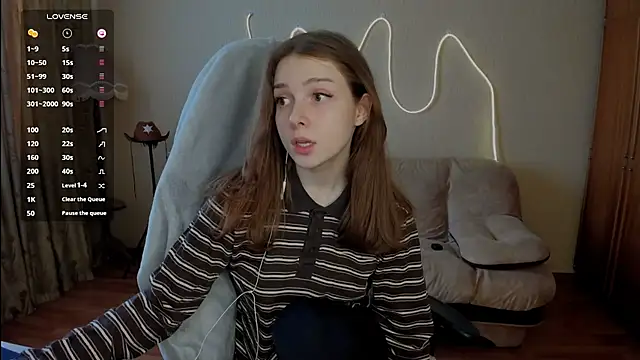 Snapshot of Kami_kam chatting on February 2025 11:01:02 AM Kami kam online show from February 2025 11:01:02 AM