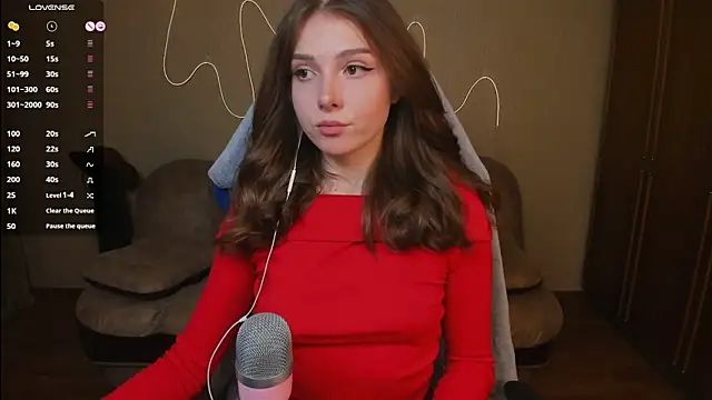 Snapshot of Kami_kam chatting on March 2025 06:01:02 PM Kami kam online show from March 2025 06:01:02 PM