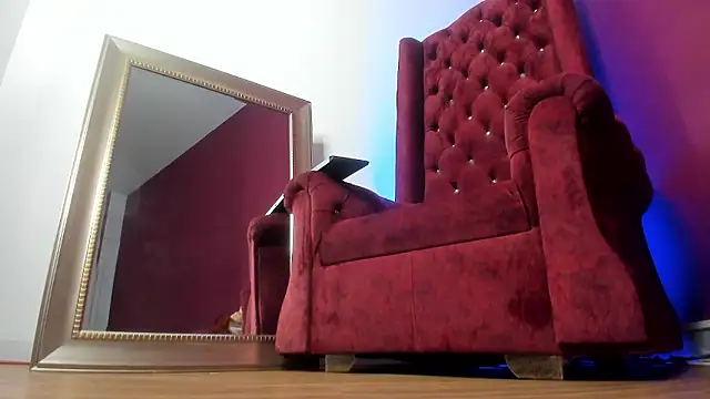 Sarah Mistress  online show from December 2024 03:21:01 PM