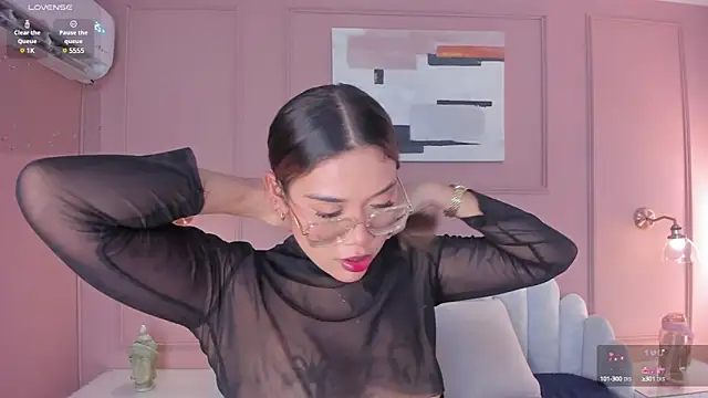 Snapshot of mara_brooks chatting on March 2025 07:06:02 PM mara brooks online show from March 2025 07:06:02 PM