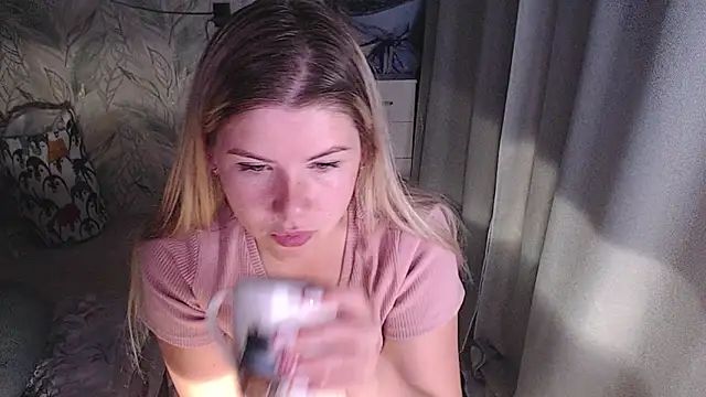 MelissaXKinky online show from September 2025 05:46:02 PM