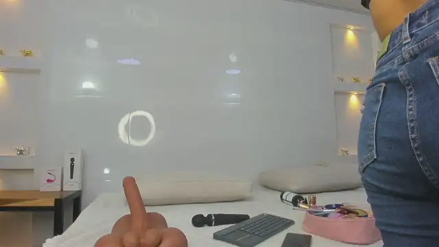 Dalia-Prada online show from January 2026 04:16:01 AM