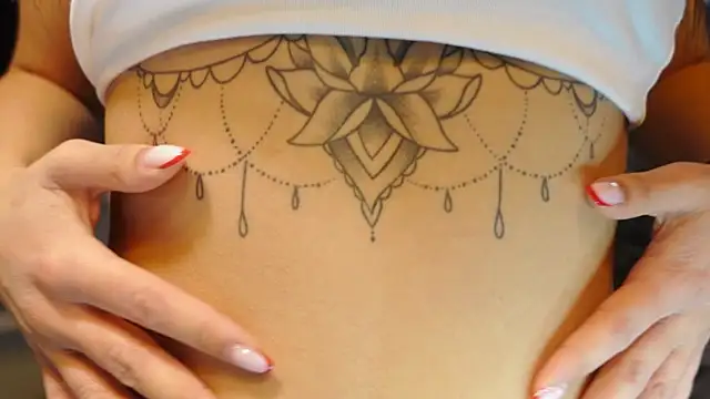 carla italian online show from December 2024 12:27:01 PM