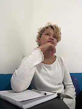 Peggy Funn online show from January 2025 03:18:02 PM