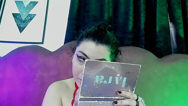 Snapshot of sophy_rock chatting on June 2026 02:30:02 PM sophy rock online show from June 2026 02:30:02 PM
