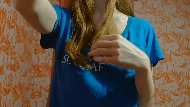 Snapshot of strawberrysmoothie chatting on March 2025 05:08:01 AM strawberrysmoothie online show from March 2025 05:08:01 AM