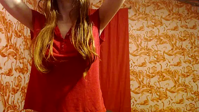 Snapshot of strawberrysmoothie chatting on September 2025 03:19:02 AM strawberrysmoothie online show from September 2025 03:19:02 AM