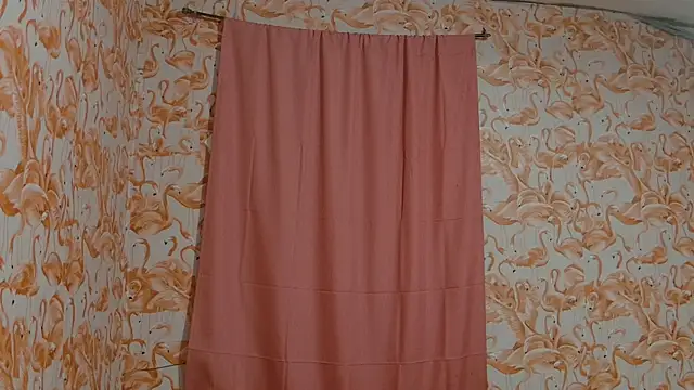 Snapshot of strawberrysmoothie chatting on October 2025 01:57:01 AM strawberrysmoothie online show from October 2025 01:57:01 AM