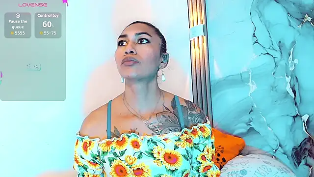 khiara moretti online show from November 2025 11:21:01 AM