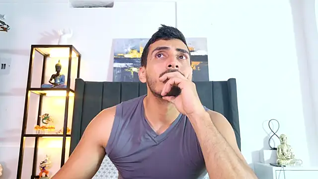 Snapshot of muscle_ares chatting on April 2026 12:57:01 AM muscle ares online show from April 2026 12:57:01 AM