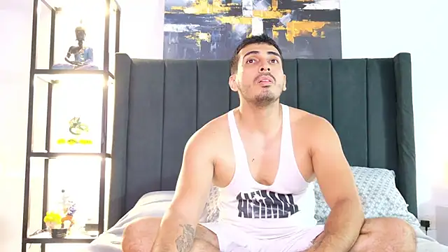 Snapshot of muscle_ares chatting on May 2026 11:21:02 PM muscle ares online show from May 2026 11:21:02 PM