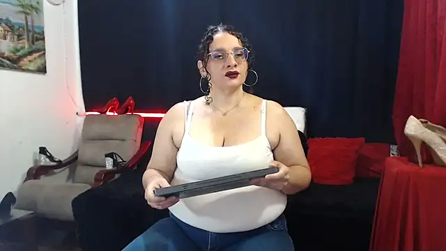 Aleja Gonzales online show from February 2026 04:49:01 PM