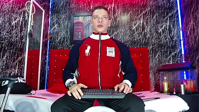 Snapshot of Baxter_Dex chatting on December 2024 06:03:02 AM Baxter Dex online show from December 2024 06:03:02 AM