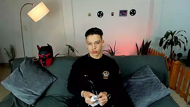 Snapshot of Baxter_Dex chatting on February 2025 02:28:02 AM Baxter Dex online show from February 2025 02:28:02 AM