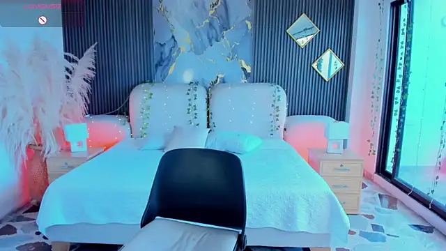 Agathaargent  online show from February 2026 04:14:02 PM